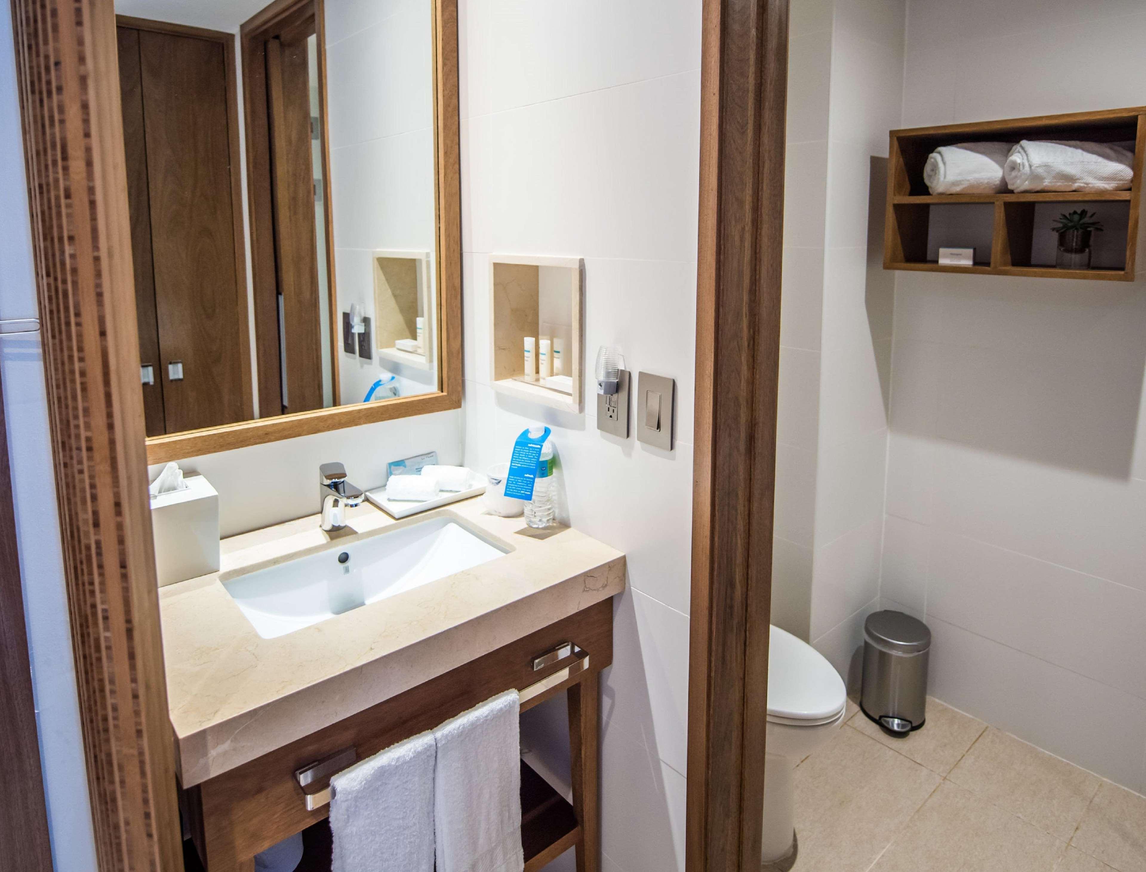 Hampton By Hilton Santo Domingo Airport Hotel Boca Chica Bagian luar foto