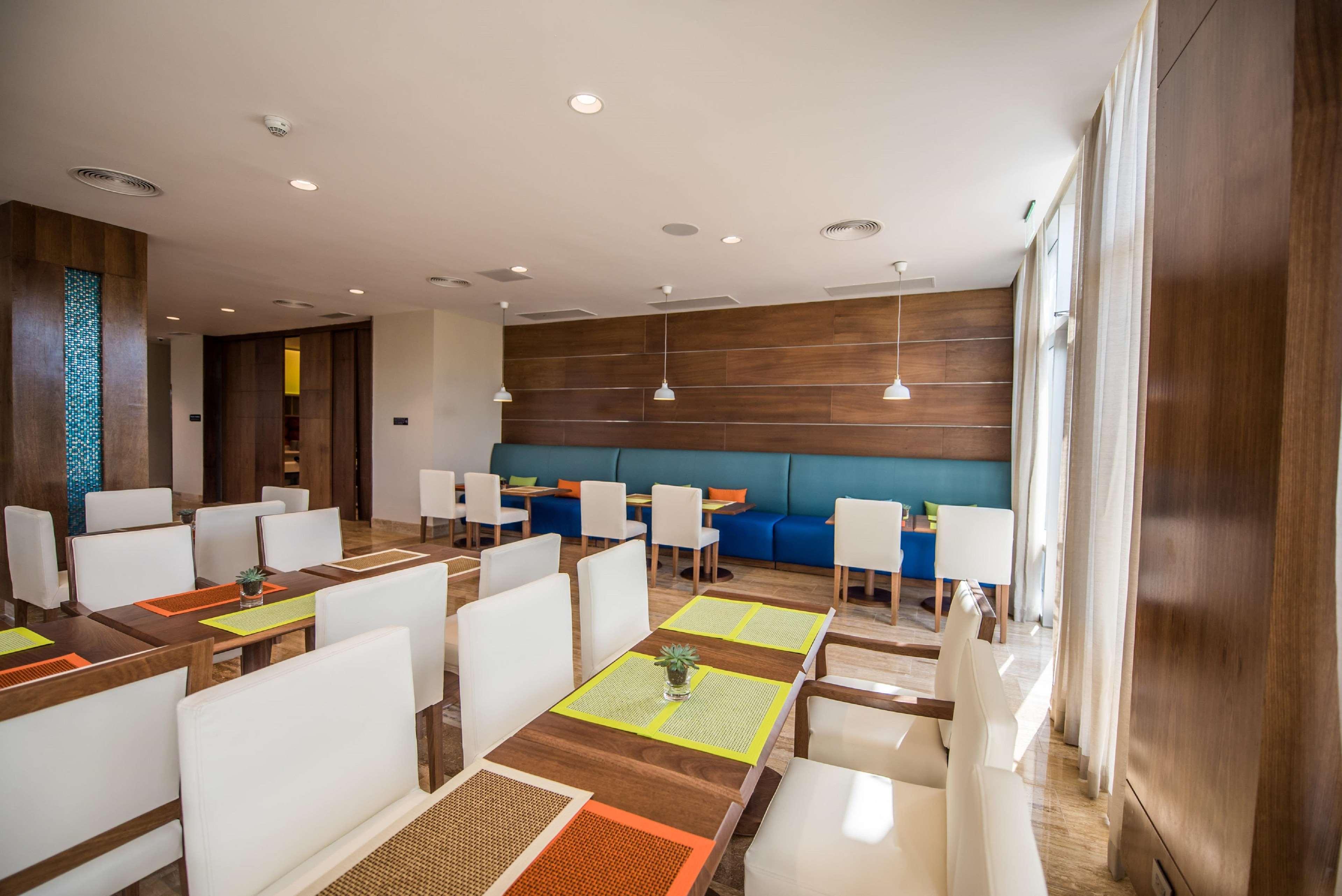 Hampton By Hilton Santo Domingo Airport Hotel Boca Chica Bagian luar foto